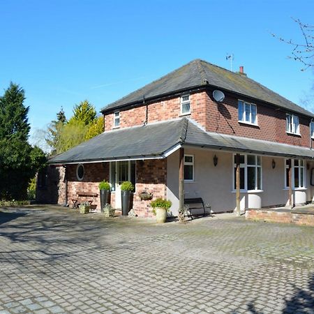 Laburnum Cottage Guest House Knutsford Exterior foto